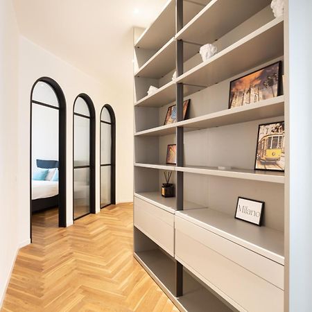 Cool And Big Central Apartment Duomo - White Milano Esterno foto