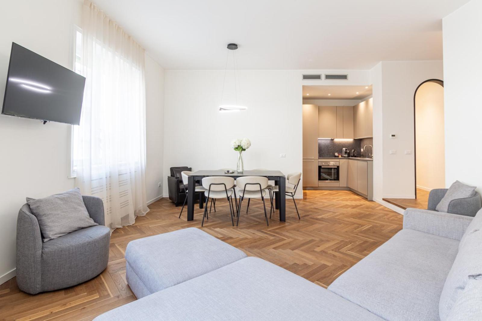 Cool And Big Central Apartment Duomo - White Milano Esterno foto