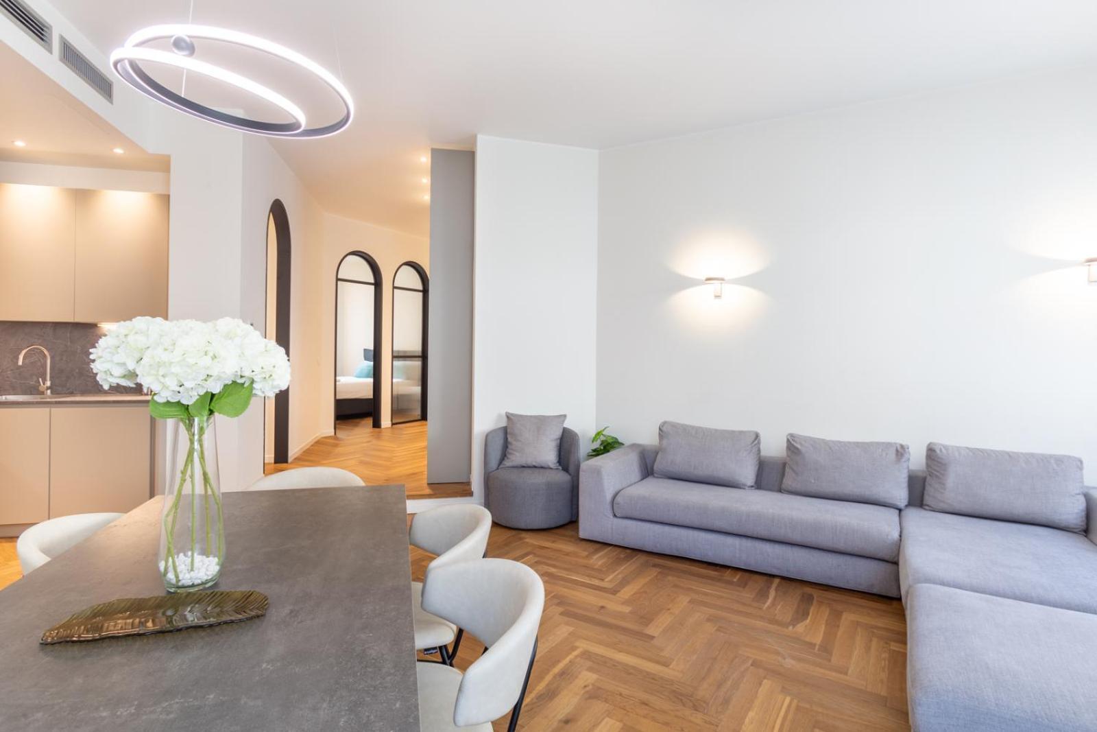 Cool And Big Central Apartment Duomo - White Milano Esterno foto