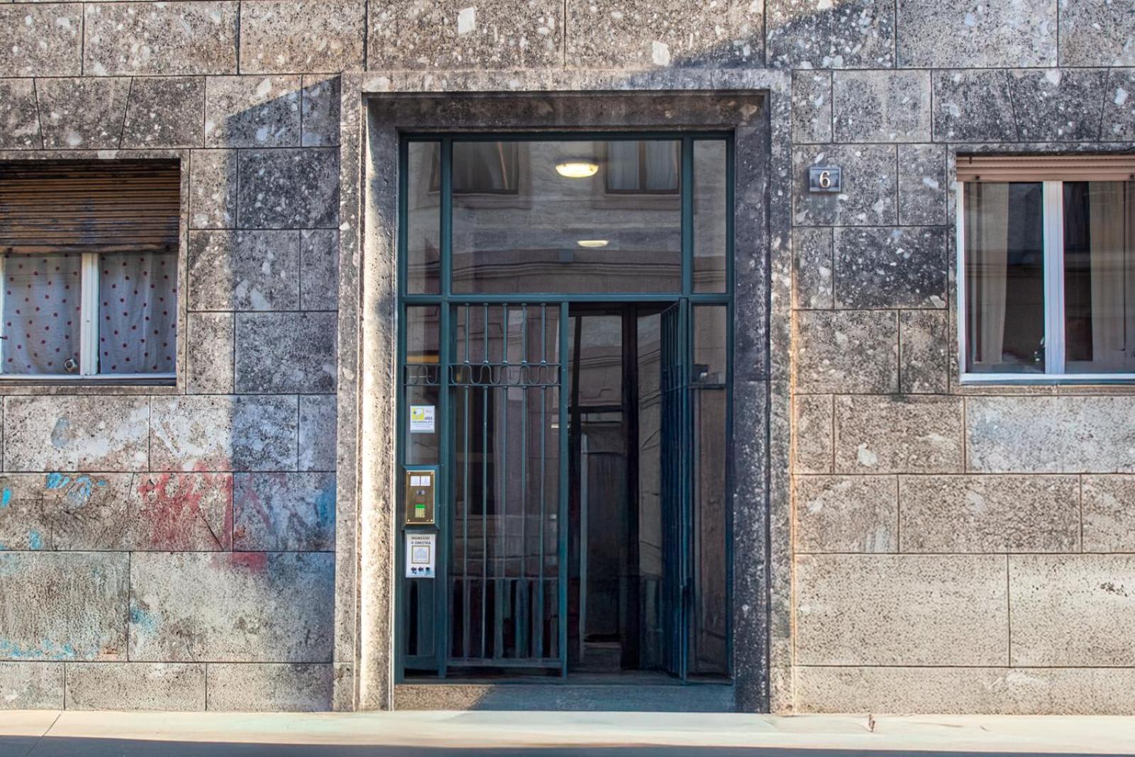Cool And Big Central Apartment Duomo - White Milano Esterno foto